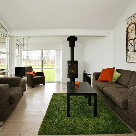 6 Person In Hadsund Casa vacanze